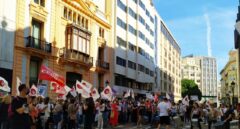 Los empleados de Banco Sabadell se manifiestan contra el ERE