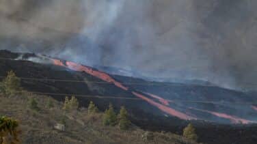 Una nueva boca se abre en la parte inferior del cono secundario en La Palma