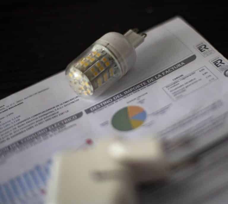 El precio de la luz volverá a subir el miércoles hasta los 154,29 euros/MWh