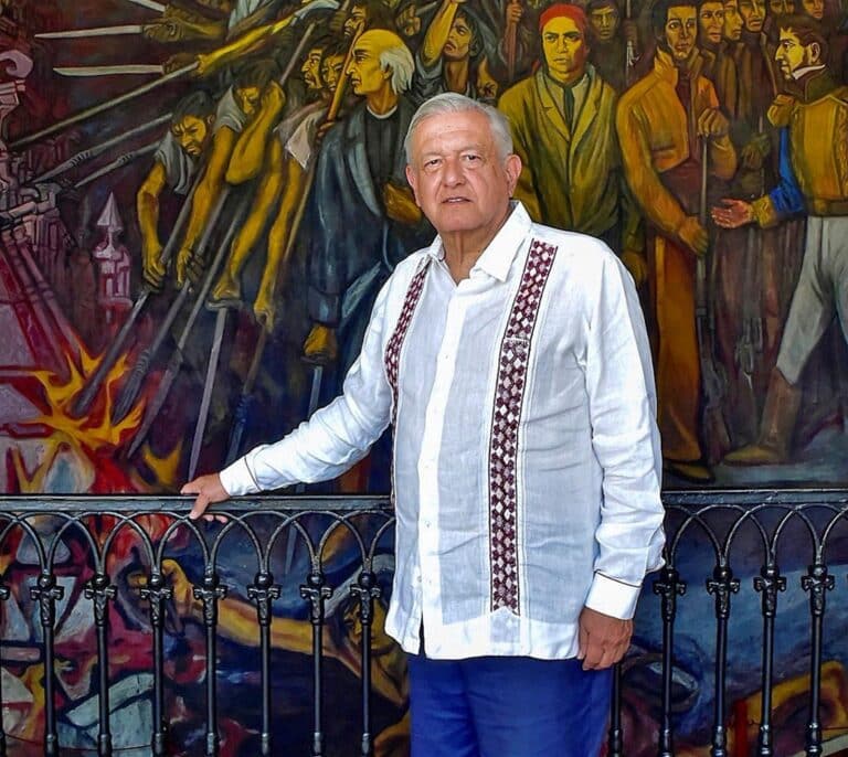 AMLO vuelve a la carga contra el Gobierno español: "Parecen empleados" de las eléctricas