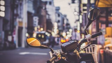 Detenida una conductora ebria por la muerte de un motorista en Barcelona