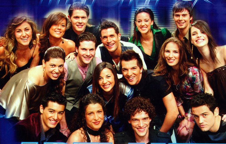 Lorena Gómez junto a sus 15 compañeros en la edición de 2006