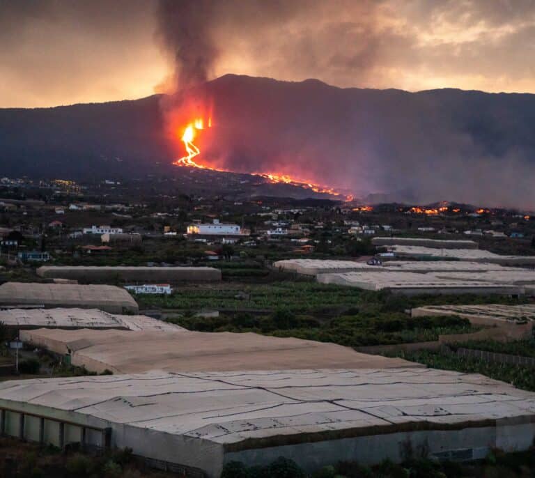 Más de 1.100 edificaciones afectadas por la lava del volcán de La Palma