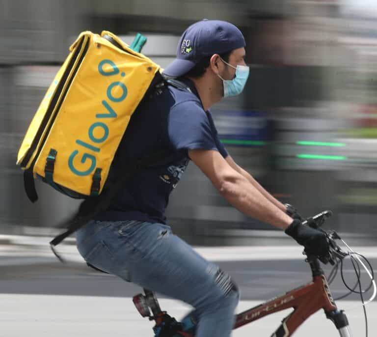 El CEO de Glovo cerca a sus rivales en España: "Sólo pueden quedar uno o dos"