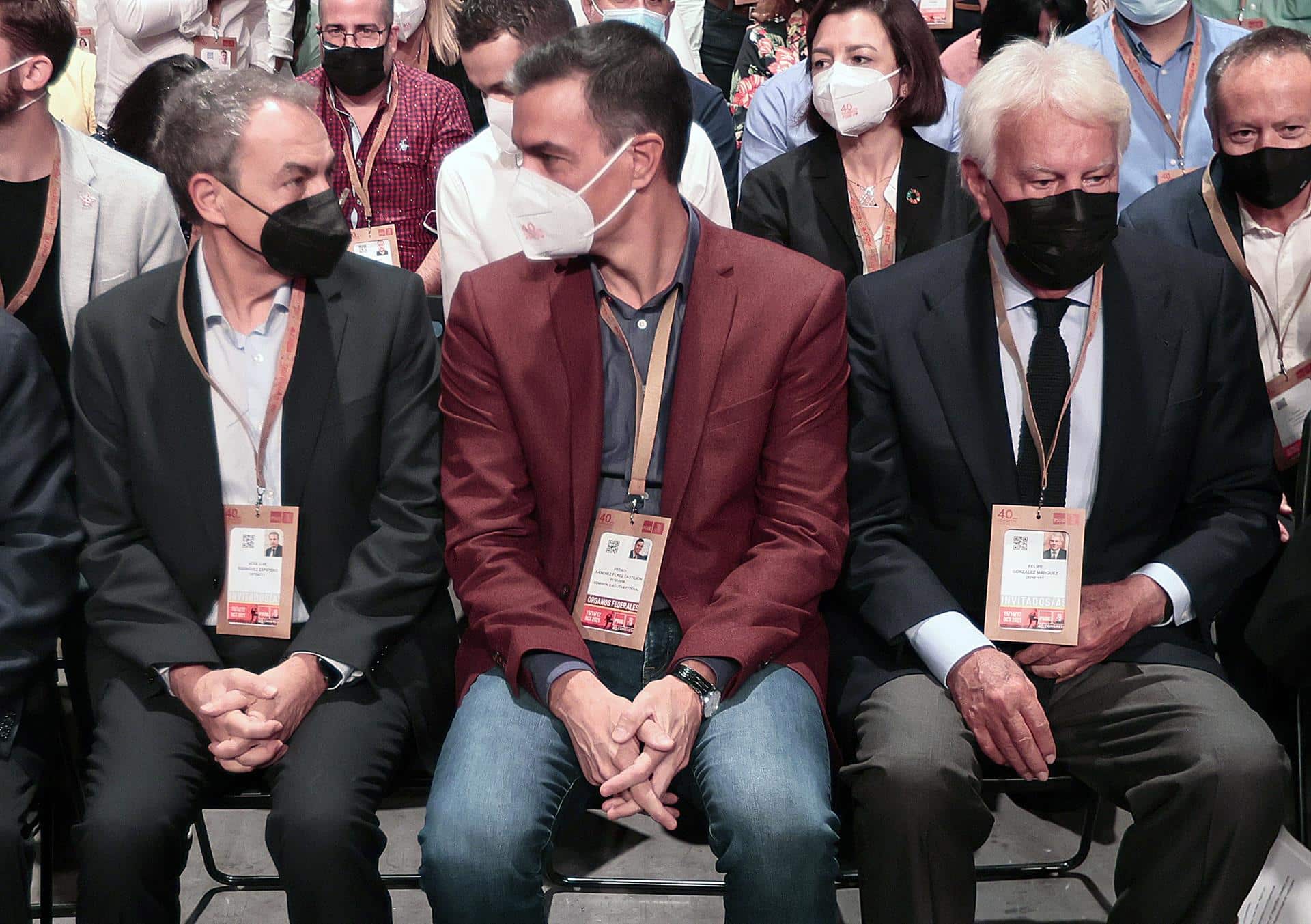 José Luis Rodríguez Zapatero, Pedro Sánchez y Felipe González, en el Congreso Federal del PSOE.