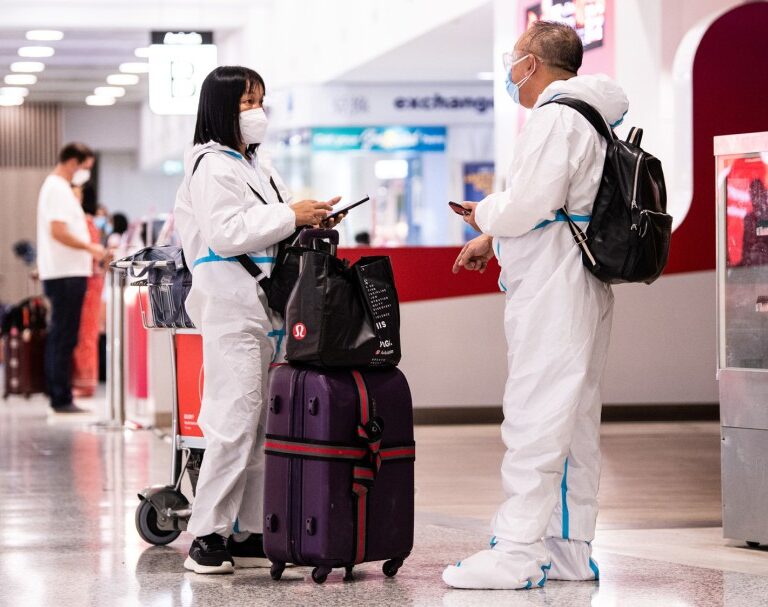 Primer contagiado por ómicron en España: un paciente del Gregorio Marañón procedente de Sudáfrica