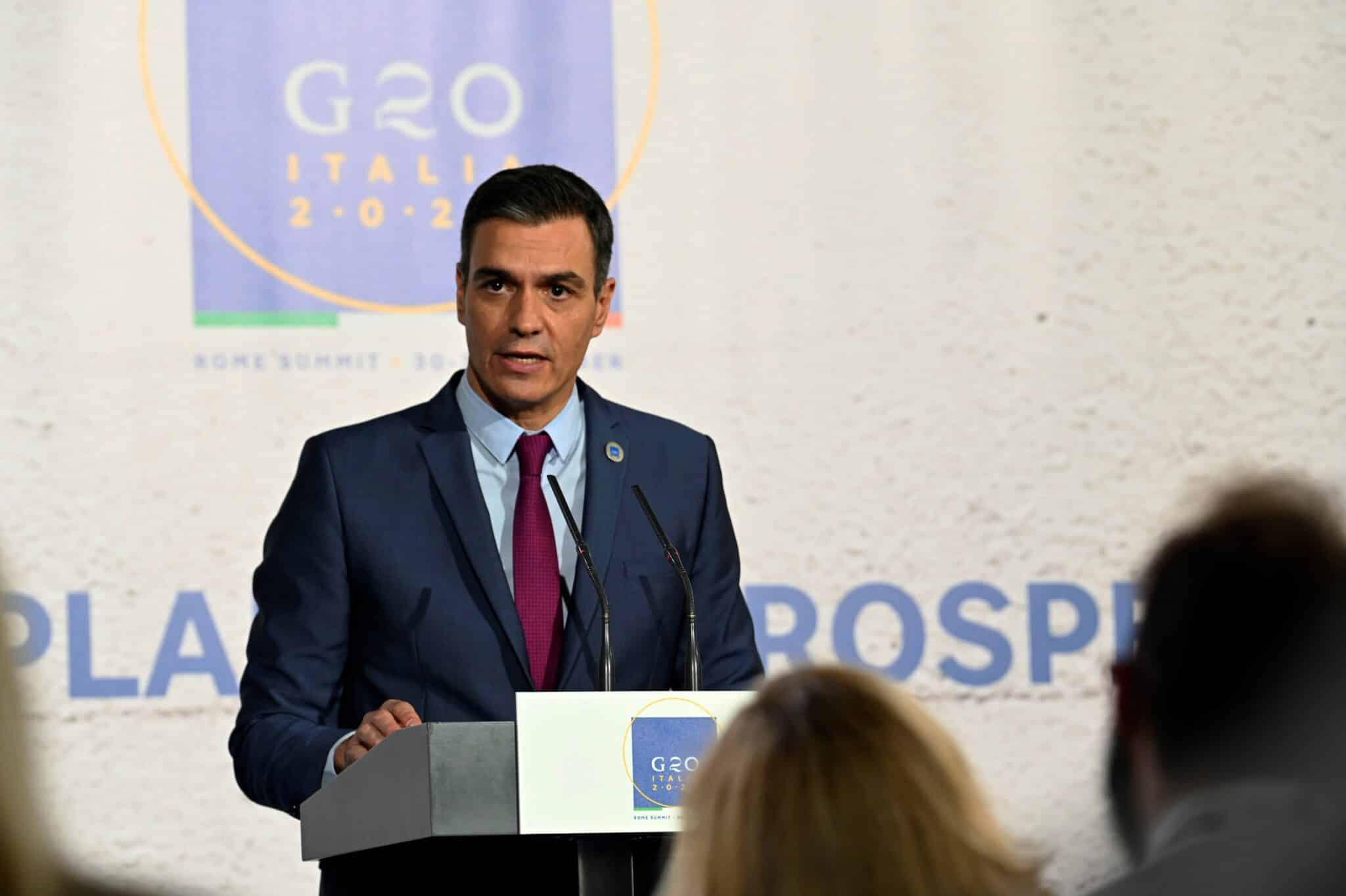 El presidente del Gobierno, Pedro Sánchez, durante su rueda de prensa tras la Cumbre del G20, este domingo en Roma.