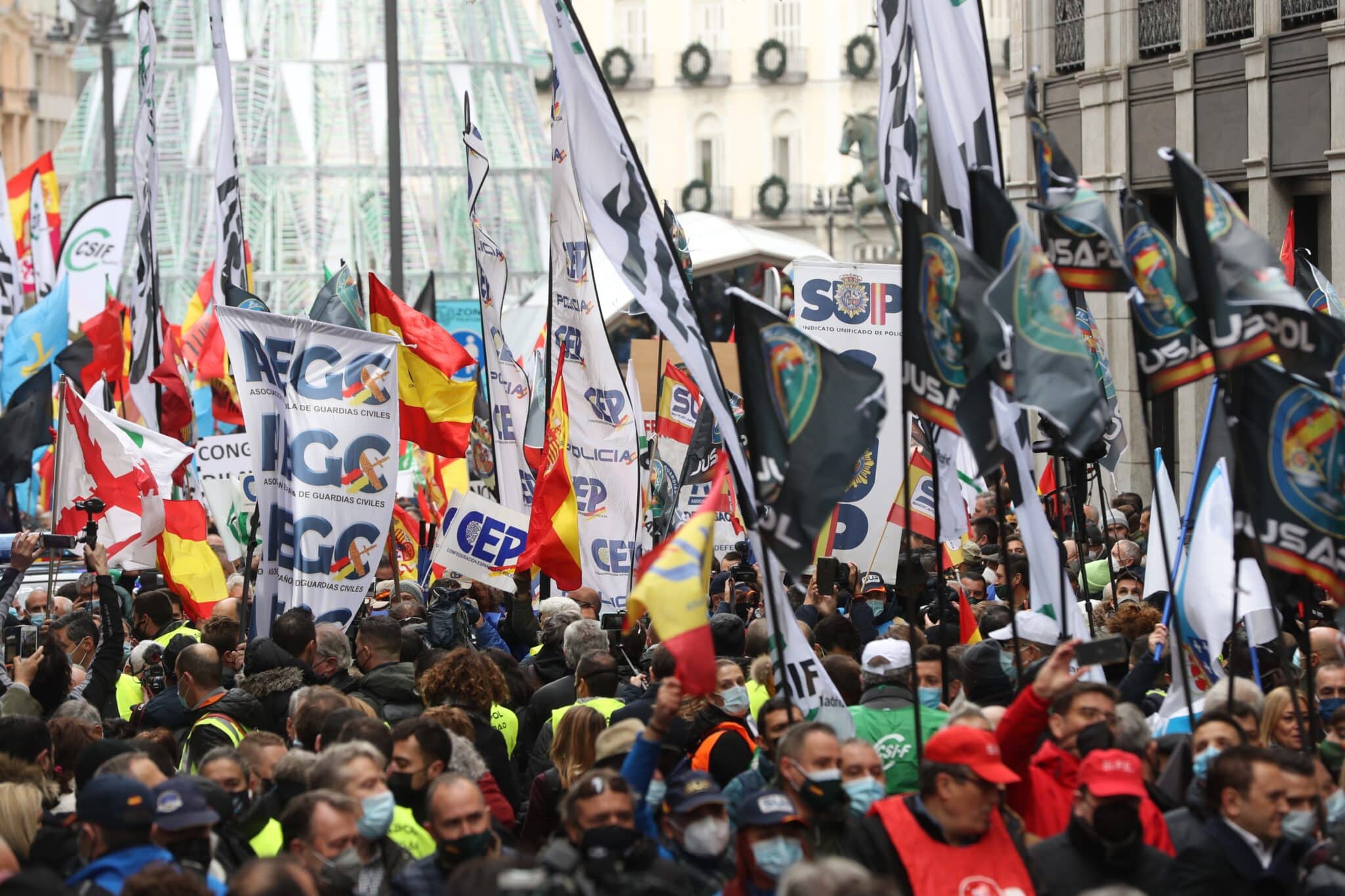 Policías y guardias civiles inundan Madrid para protestar contra la reforma de la 'Ley Mordaza'