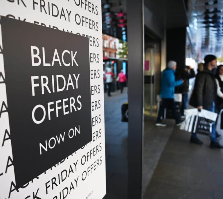 El 20% de los consumidores se endeudará durante Black Friday y Navidad para comprar