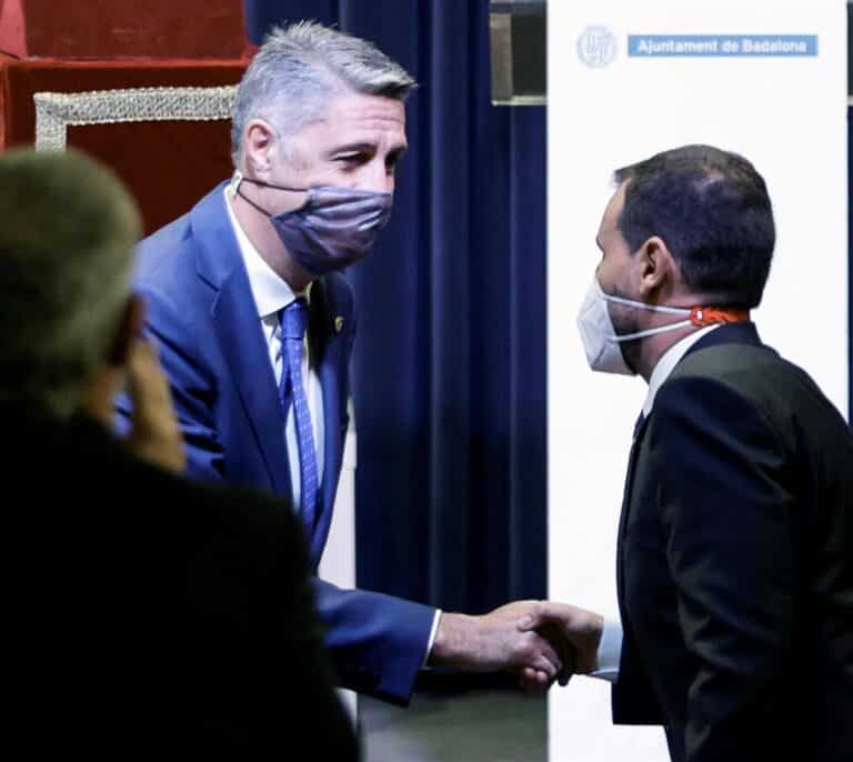 El PSC echa al popular García Albiol de Badalona con el apoyo de los independentistas