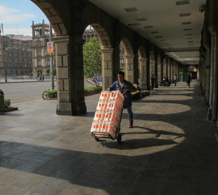 Las grandes empresas tardan 110 días en pagar a proveedores, 20 más que las pequeñas