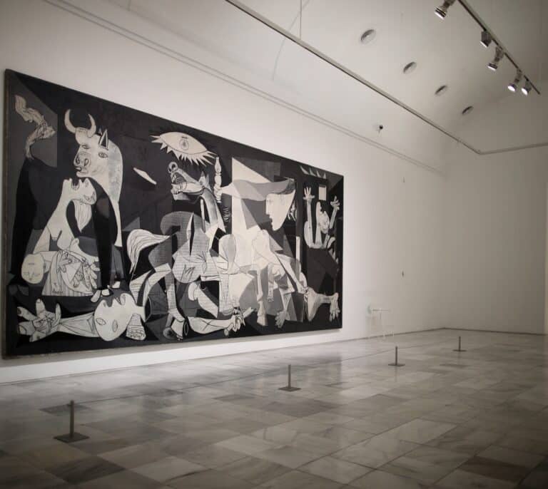 El director del Reina Sofía, sobre el traslado de piezas de museos nacionales: "No hay caso con el Guernica"