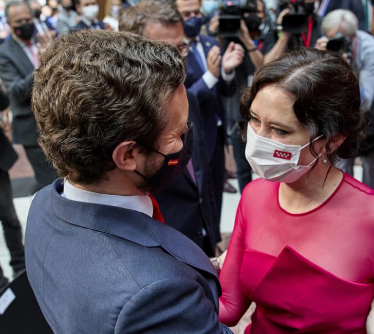 Ayuso lamenta la posible ausencia de Casado en la protesta del sábado: "Rebajaría la tensión"