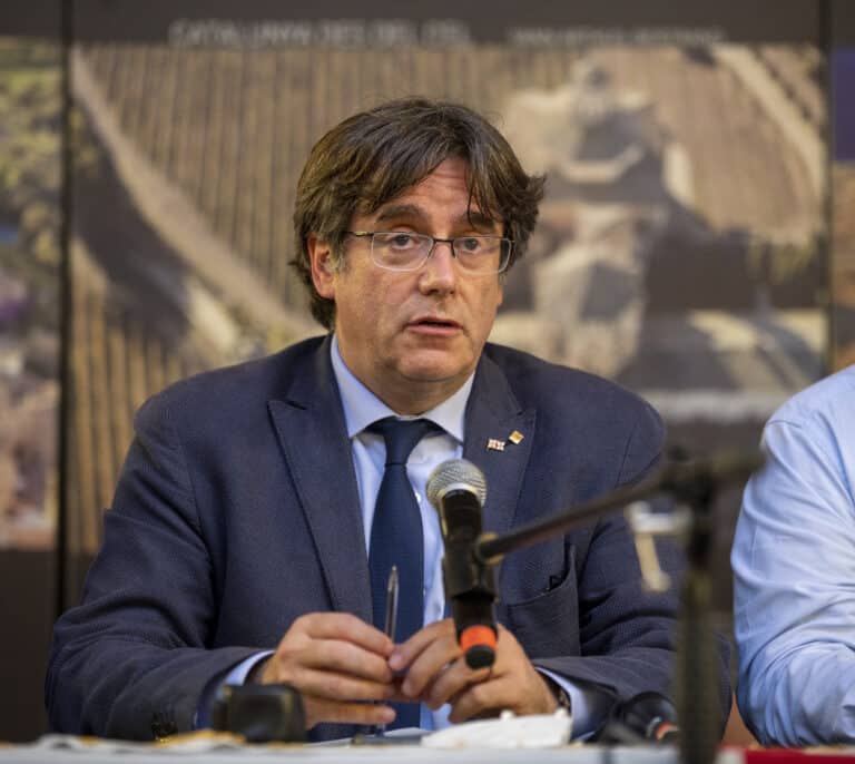 Puigdemont dice que los presos de ETA sufren "vulneraciones de derechos fundamentales"