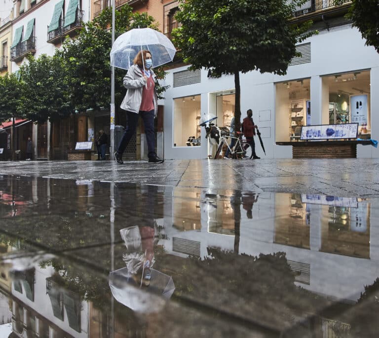 Descenso de las temperaturas en el área mediterránea y fuertes lluvias en el litoral cantábrico