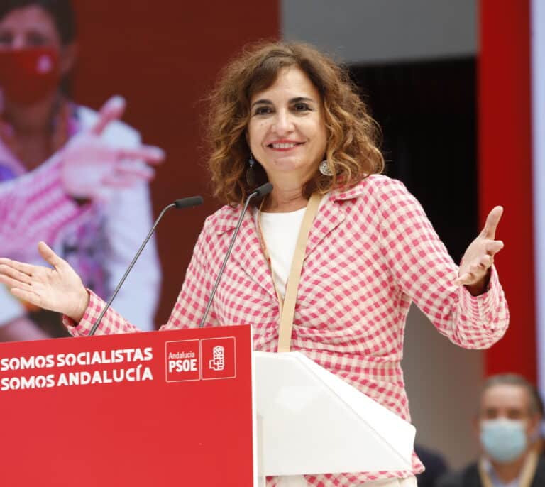 María Jesús Montero te lo arregla el lunes