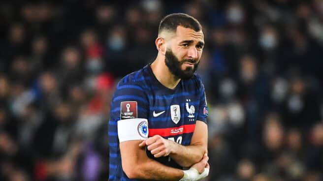 Karim Benzema, condenado a un año de prisión condicional por el 'caso Valbuena' Karim BENZEMA de Francia luce abatido durante el partido de fútbol de la Copa Mundial de la FIFA 2022