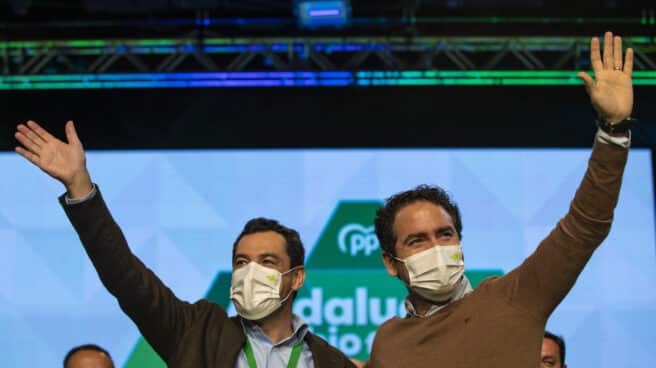 Moreno y Egea, en el Congreso del PP andaluz.