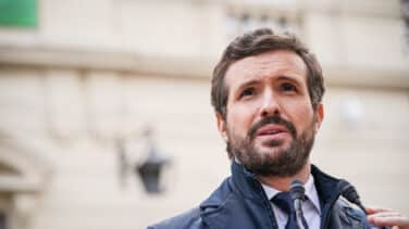 La guerra con Ayuso pasa factura a Casado: el PSOE se pone por delante del PP en una encuesta