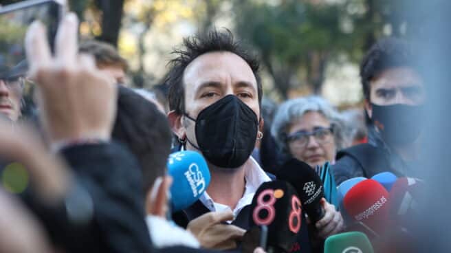 Arranca con miles de personas en Cádiz la manifestación en apoyo a los trabajadores del sector del metal