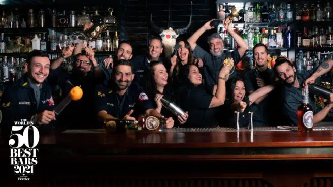 La coctelería española Salmon Guru logra el Premio a la Hospitalidad de The World 50 Best Bars