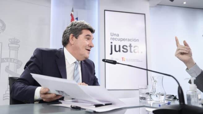 El ministro de Inclusión, Seguridad Social y Migraciones, José Luis Escrivá, en una rueda de prensa posterior al Consejo de Ministros.