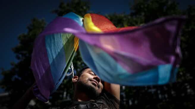 Miles de personas participan de la XXX marcha del orgullo gay en Buenos Aires LGBTQIA y la disputa de la identidad de género