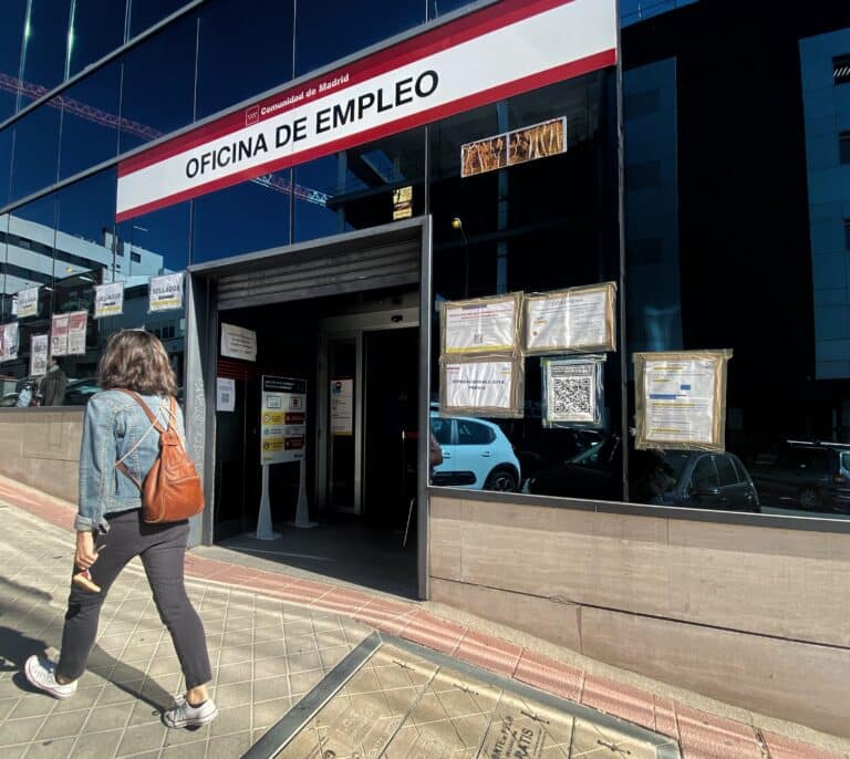 El Gobierno aprueba una oferta de empleo de casi 1.000 personas para el SEPE