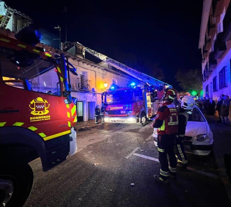 Declarado un incendio en una vivienda de Aranjuez en el que han sido atendidos 9 vecinos