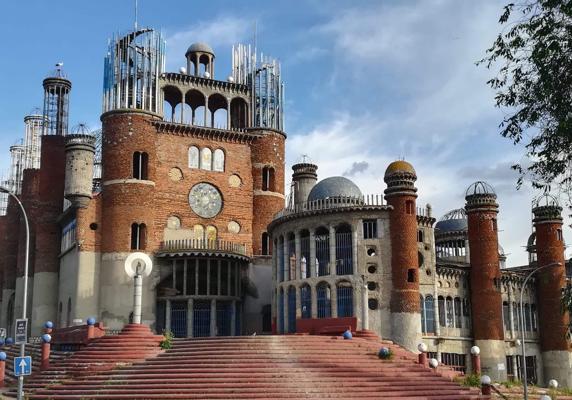 Fachada de la Catedral de Mejorada del Campo, Abril de 2021.