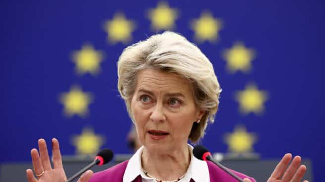 La presidenta de la Comisión Europea, Ursula von der Leyen, se dirige al parlamento de la UE sobre las conclusiones de la cumbre de líderes de octubre en Estrasburgo