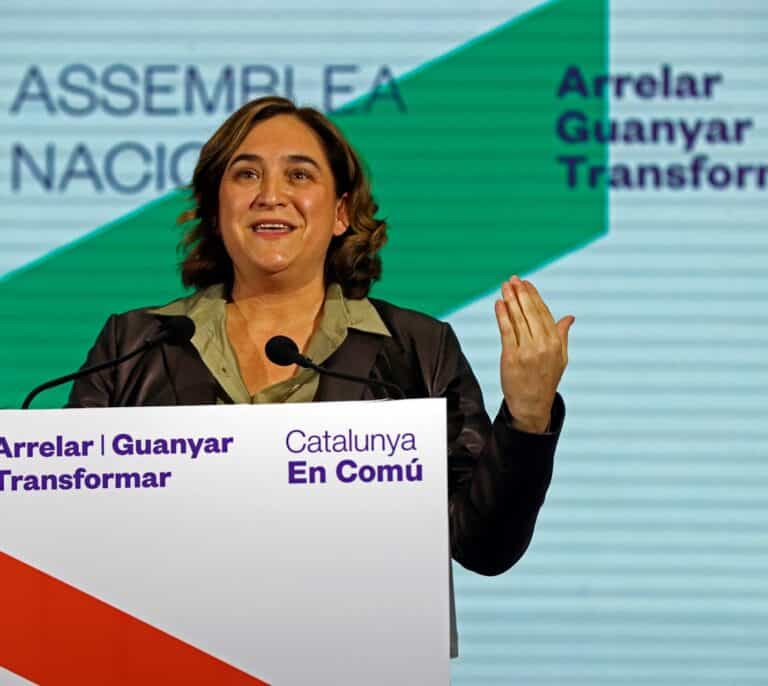 Junts lleva a Colau ante la Oficina Antifraude por la compra de 14 locales comerciales por 3,2 M€