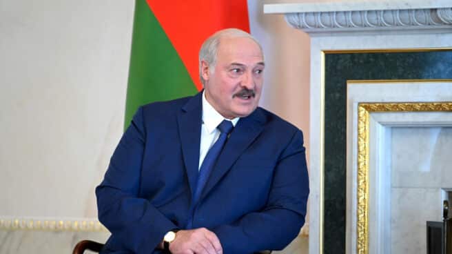El juego más peligroso de Lukashenko El presidente de Bielorrusia, Aleksander Lukashenko, aferrado al poder tras unas elecciones fraudulentas en agosto de 2020