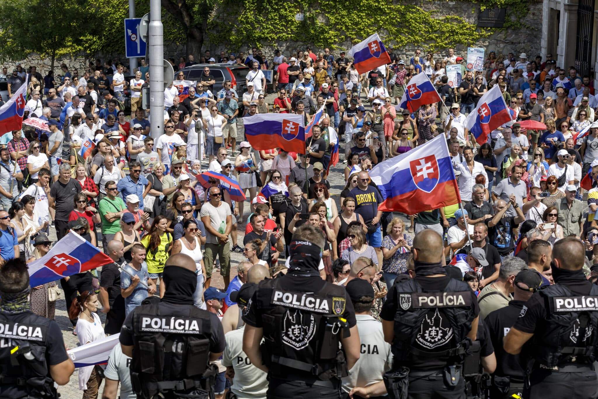 Protesta contra las restricciones del coronavirus en Bratislava (Eslovaquia) en julio de 2021.