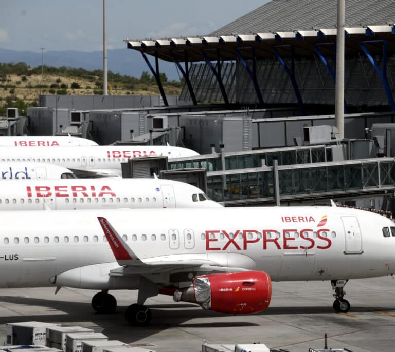 Los tripulantes convocan una huelga en Iberia Express desde el 28 de agosto
