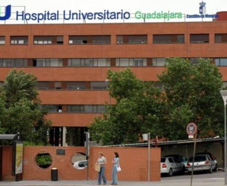 Reciben el alta los dos guardias civiles que auxiliaron a los jóvenes de Azuqueca, que siguen hospitalizados