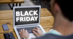 Los españoles se lanzan a las compras online durante el Black Friday para adelantar las compras navideñas
