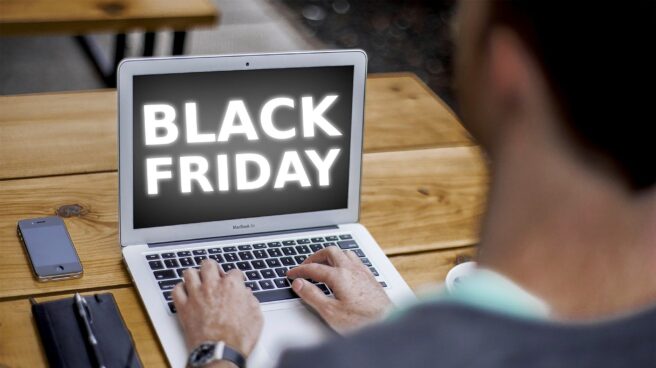 black-friday- Black Friday