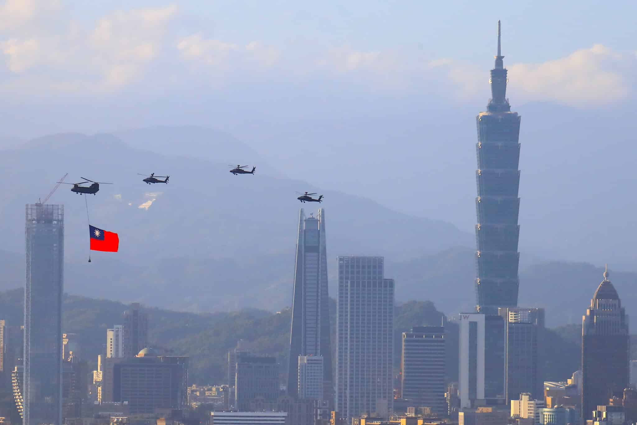 Desfile militar aéreo en Taiwán en octubre de 2021.