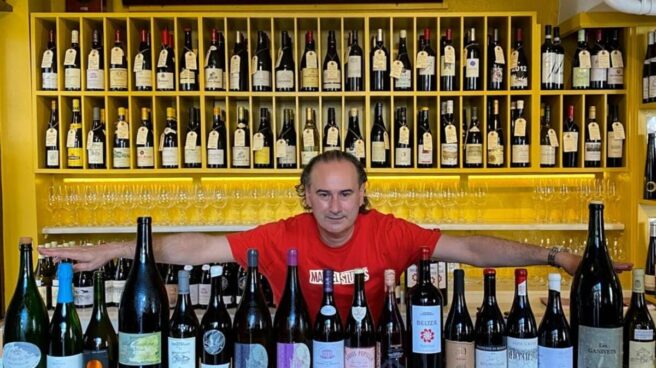 Andrés Conde Laya en el bar La Vinya del Senyor (Barcelona).