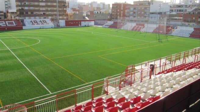 Campo de fútbol del Club Deportivo Acero en Valencia