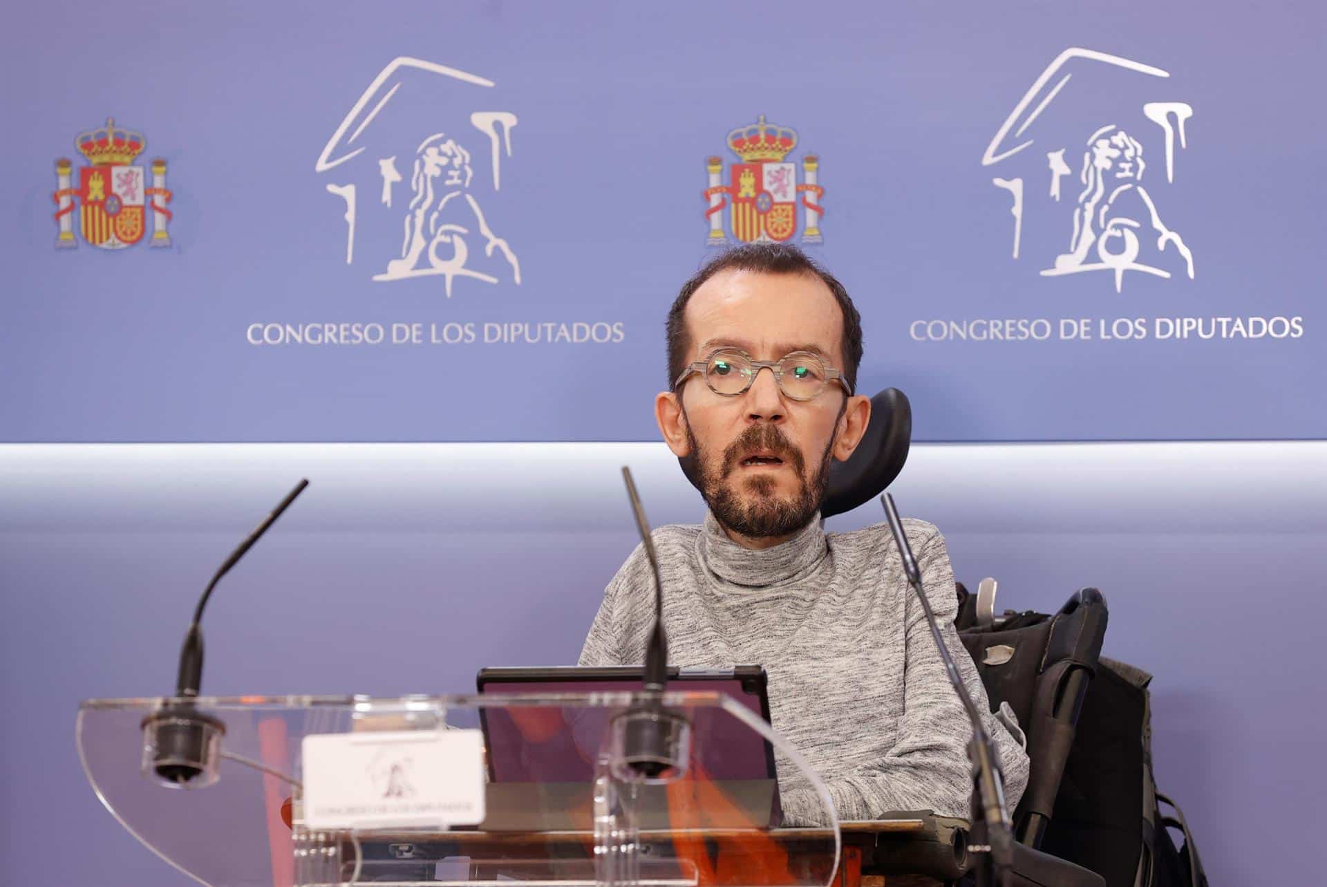 Pablo Echenique, en rueda de prensa en el Congreso de los Diputados.