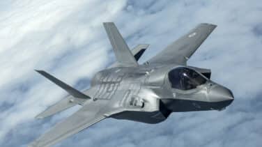 Un F35 británico se estrella en el Mediterráneo pero el piloto consigue eyectarse