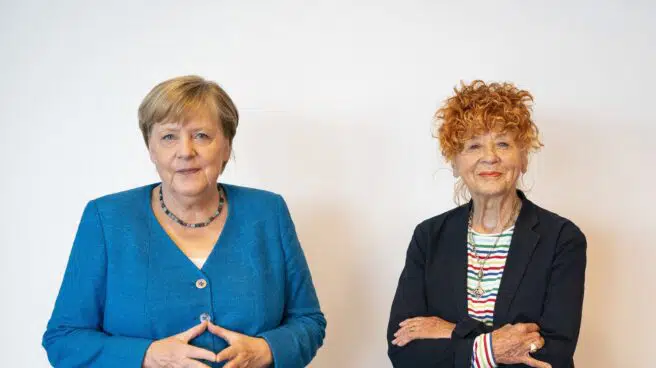 La mirada de Merkel: 16 años en el poder