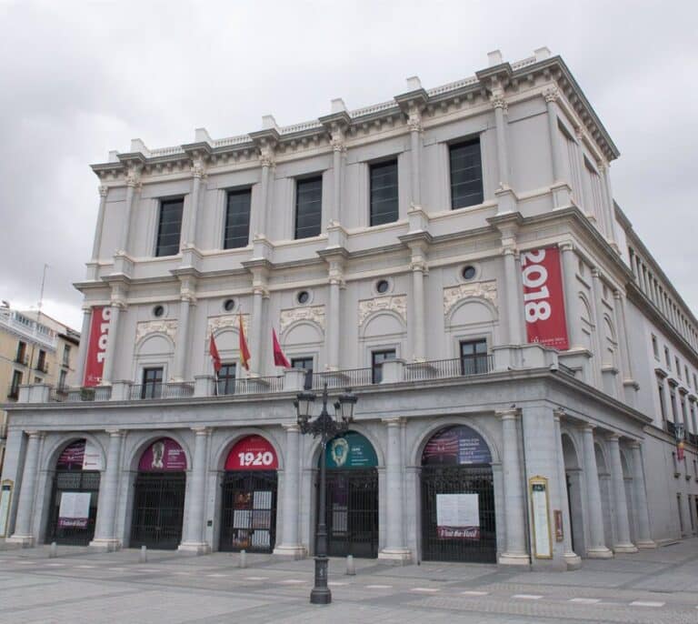 Los Teatros del Canal y el Teatro Real estrenan hoy 'Las horas vacías', de Ricardo Llorca