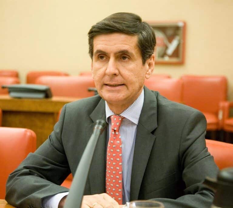 El Pleno del Constitucional elige por unanimidad a González-Trevijano como nuevo presidente