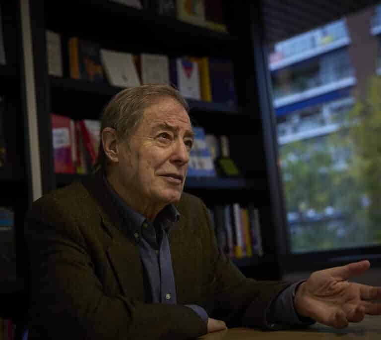 El académico Félix de Azúa: "Poner a Iceta en Cultura es como poner a Chiquito de la Calzada"