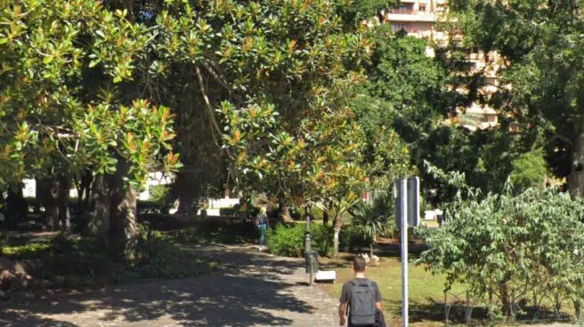 Muere un indigente tras sufrir una "brutal agresión" en los Jardines Picasso de Málaga
