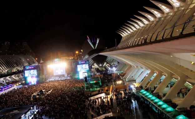 Hallan el cadáver de una mujer en el Festival de Les Arts (Valencia)