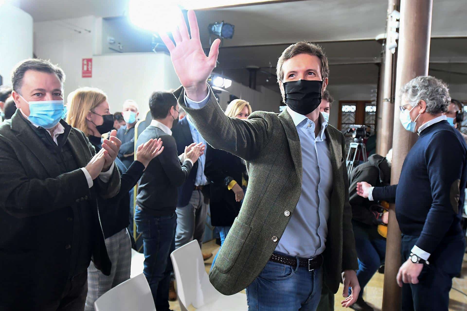 Pablo Casado, en un encuentro con dirigentes provinciales del PP en León.